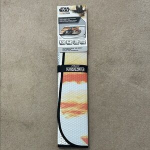 Star Wars & the Mandalorian Baby Yoda Grogu car windshield sunshade NWT